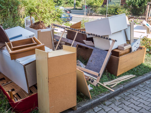 Best Yard Waste Removal  in Frontenac, MO